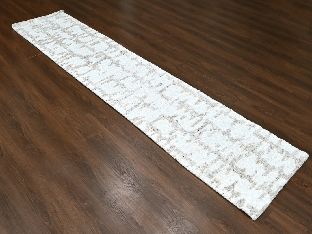2'6" x 11'10" New Hand Knotted Ivory Wool Runner Oriental Rug - MOA10210358