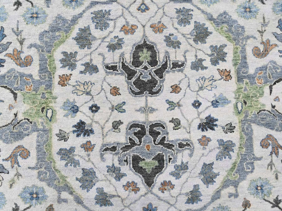 7'10" x 7'10" New Hand Knotted Grey Wool Round Oriental Rug - MOA10210408