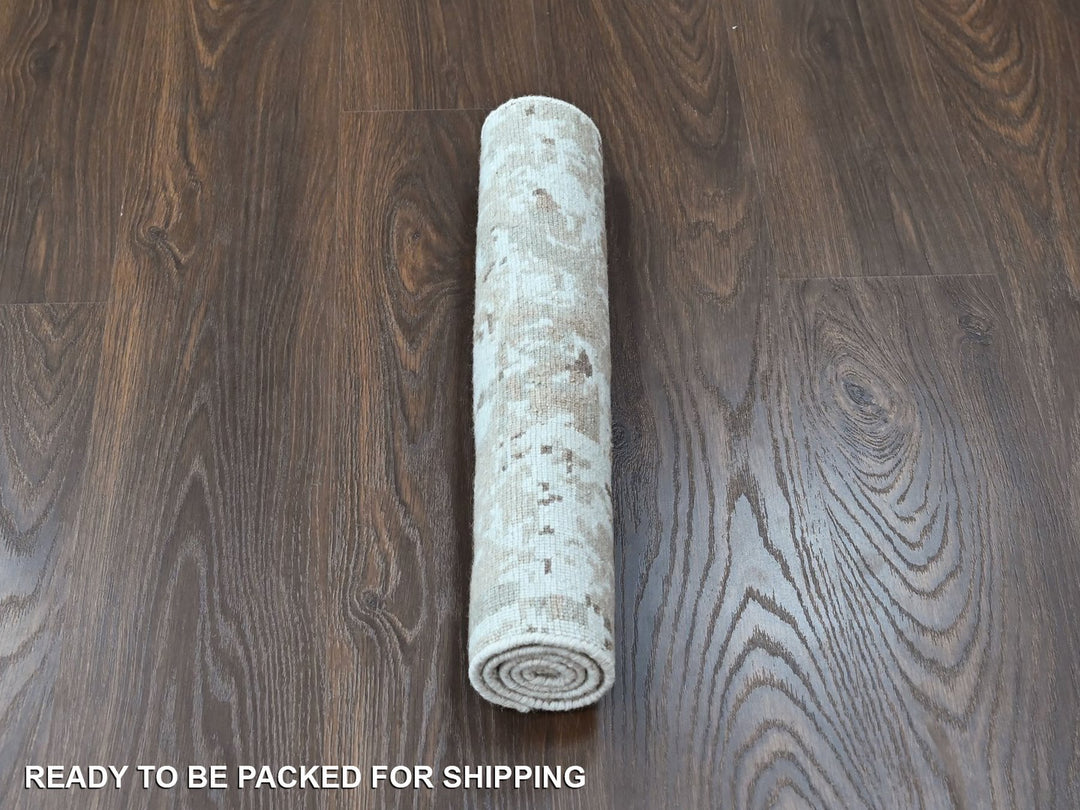 1'11" x 2'10" New Hand Knotted Green Wool & Silk Rectangle Oriental Rug - MOA10210412