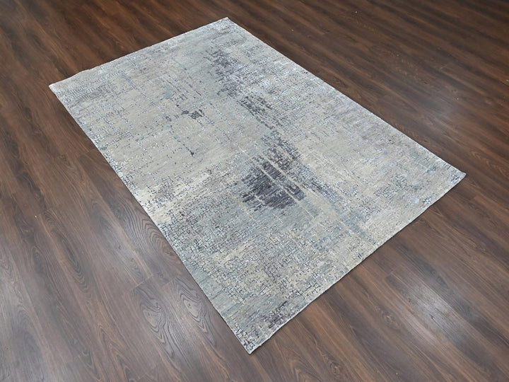 6'1" x 9'0" New Hand Knotted Grey Wool & Silk Rectangle Oriental Rug - MOA10210438