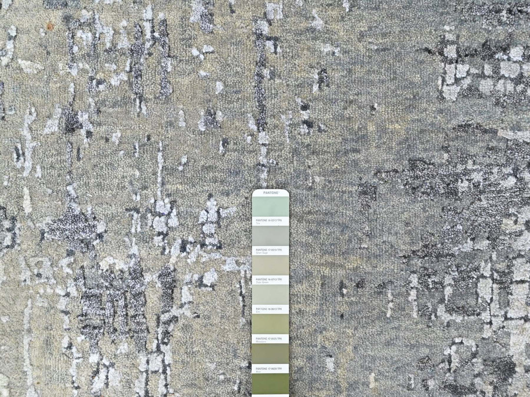 6'1" x 9'0" New Hand Knotted Grey Wool & Silk Rectangle Oriental Rug - MOA10210438