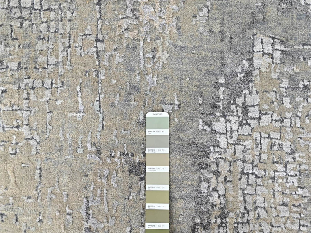 2'0" x 3'0" New Hand Knotted Grey Wool & Silk Rectangle Oriental Rug - MOA10210441