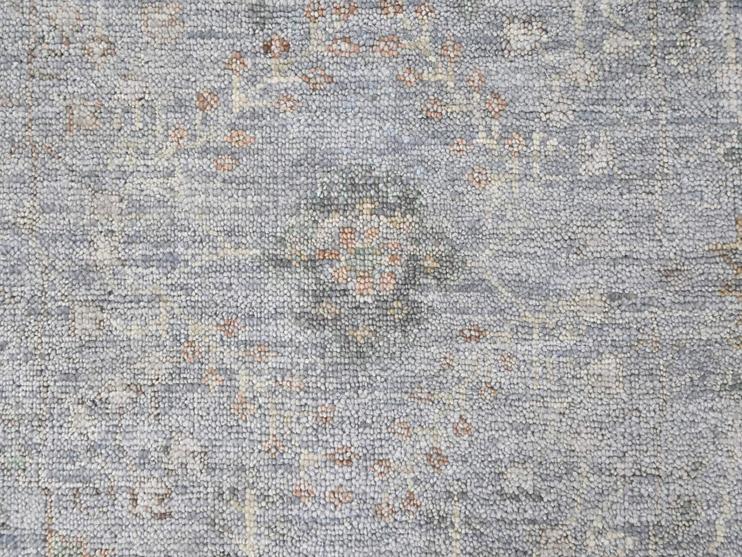 7'11" x 9'10" New Hand Knotted Grey Wool Rectangle Oriental Rug - MOA10210491