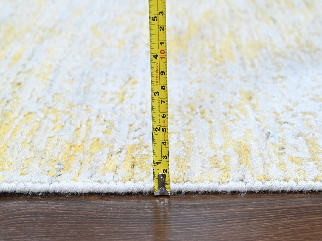 2'6" x 8'0" New Hand Loomed Yellow Wool & Silk Runner Oriental Rug - MOA10210506