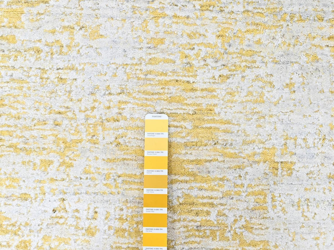 2'6" x 10'0" New Hand Loomed Yellow Wool & Silk Runner Oriental Rug - MOA10210507