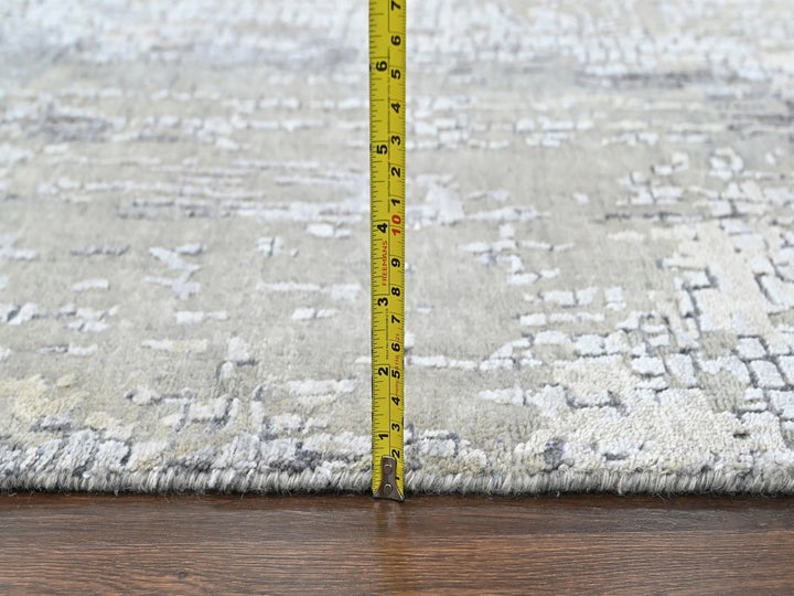 2'8" x 8'1" New Hand Knotted Grey Wool & Silk Runner Oriental Rug - MOA10210517