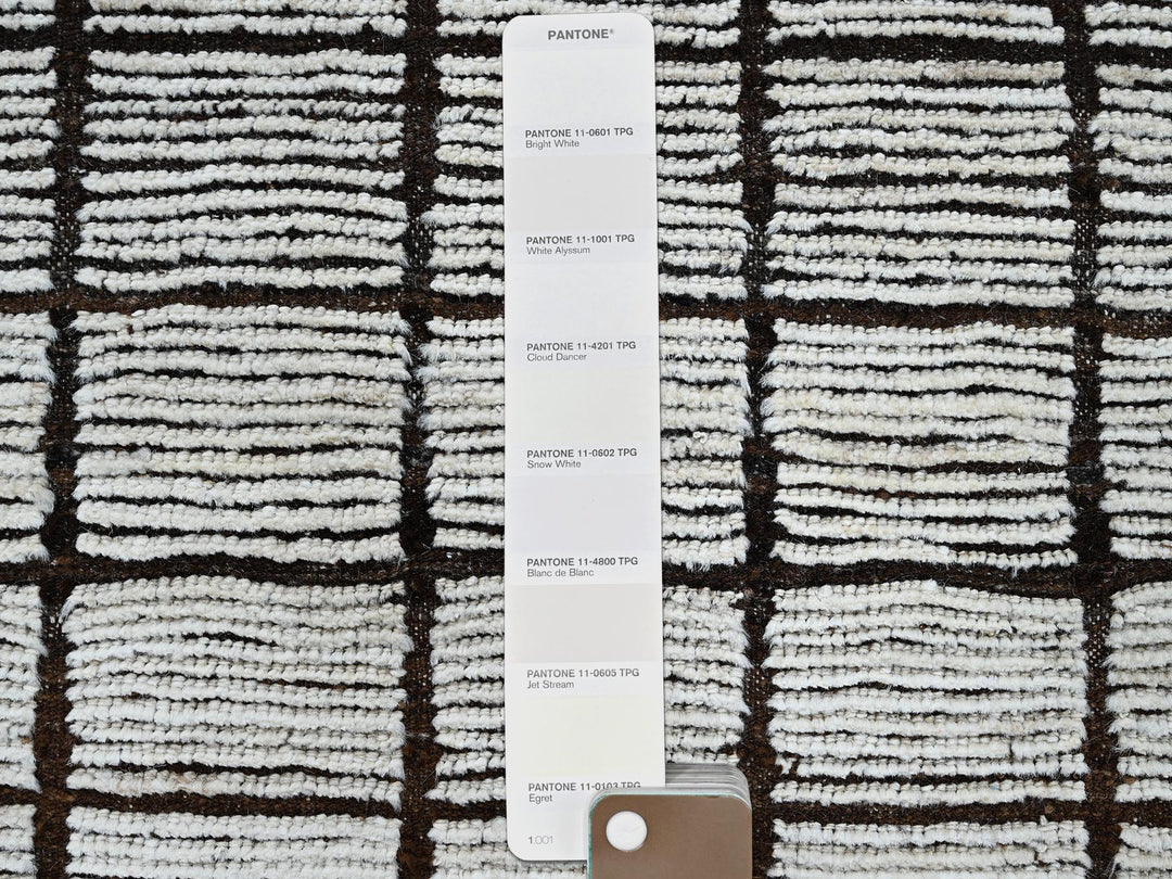 9'7" x 11'8" New Hand Knotted Ivory Wool Rectangle Oriental Rug - MOA1021376