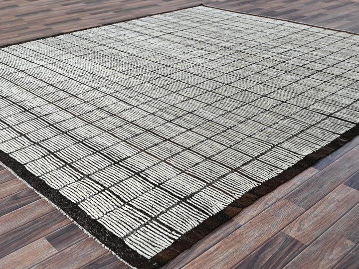 8'4" x 9'10" New Hand Knotted Ivory Wool Rectangle Oriental Rug - MOA1021377