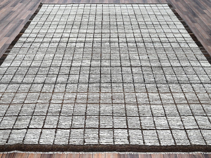 8'9" x 9'10" New Hand Knotted Ivory Wool Rectangle Oriental Rug - MOA1021378