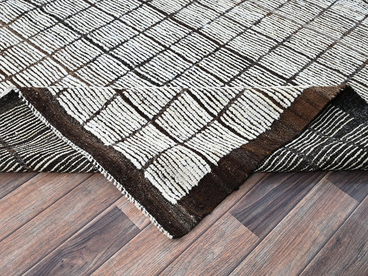8'9" x 9'10" New Hand Knotted Ivory Wool Rectangle Oriental Rug - MOA1021378