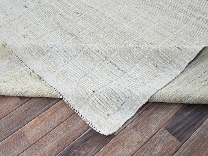 9'1" x 11'11" New Hand Knotted Ivory Wool Rectangle Oriental Rug - MOA1021379