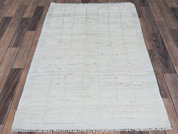2'11" x 4'11" New Hand Knotted Ivory Wool Rectangle Oriental Rug - MOA1021382