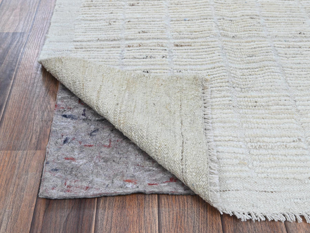 2'11" x 4'11" New Hand Knotted Ivory Wool Rectangle Oriental Rug - MOA1021382