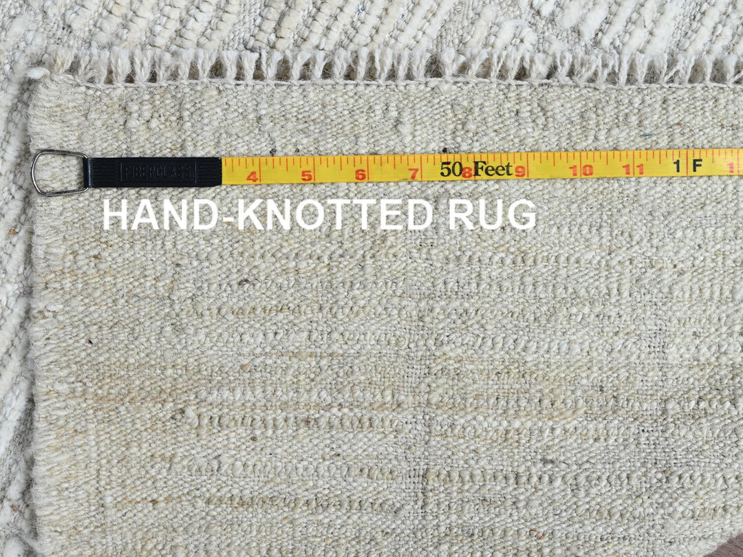 2'11" x 4'11" New Hand Knotted Ivory Wool Rectangle Oriental Rug - MOA1021382