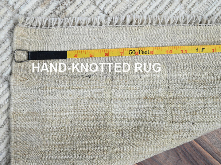 2'4" x 2'11" New Hand Knotted Ivory Wool Rectangle Oriental Rug - MOA1021386