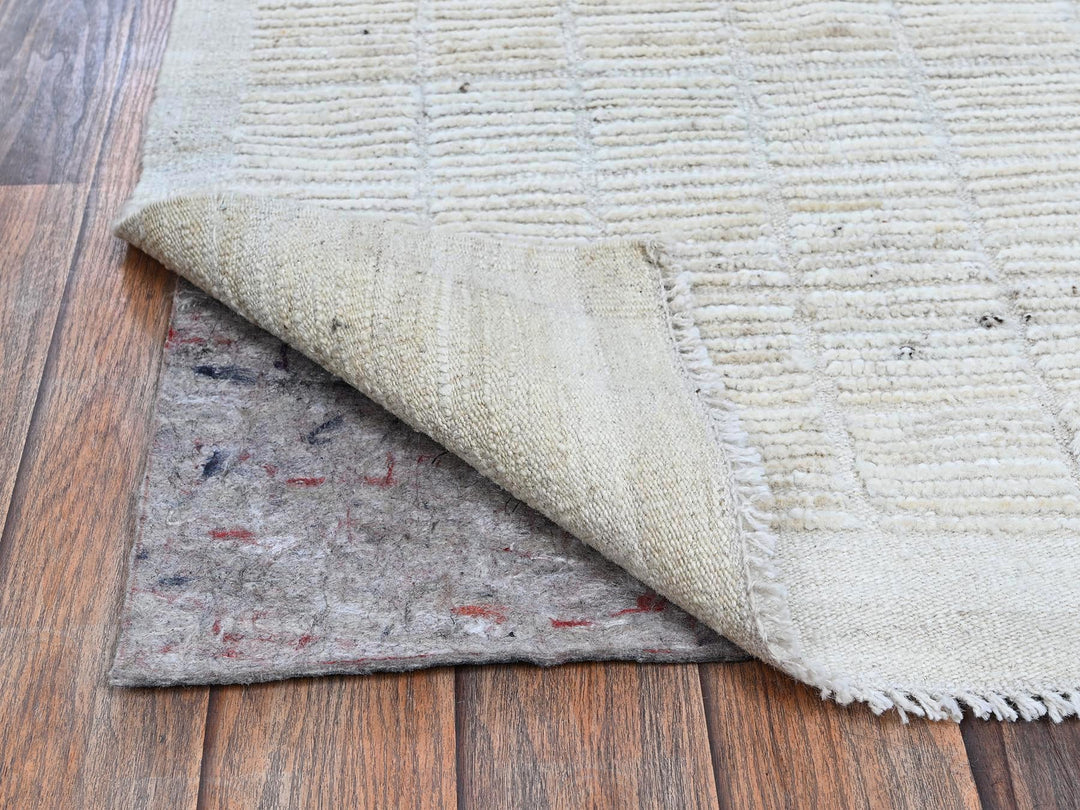 2'4" x 3'0" New Hand Knotted Ivory Wool Rectangle Oriental Rug - MOA1021387