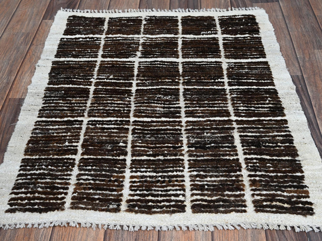 2'1" x 2'7" New Hand Knotted Brown Wool Rectangle Oriental Rug - MOA1021388