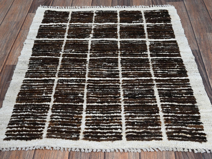 2'1" x 2'7" New Hand Knotted Brown Wool Rectangle Oriental Rug - MOA1021388