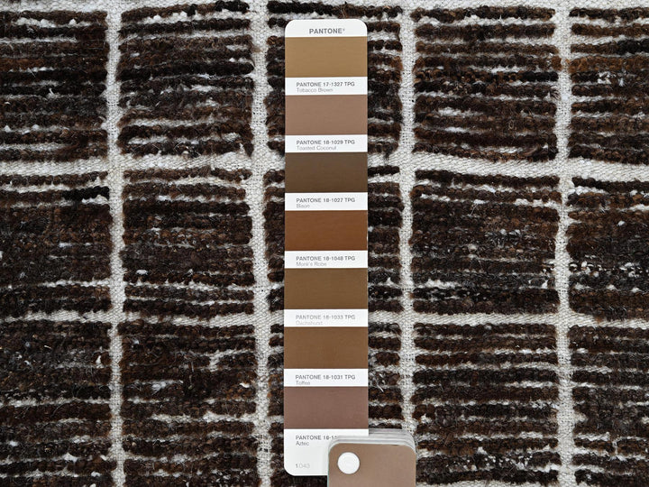 2'1" x 2'7" New Hand Knotted Brown Wool Rectangle Oriental Rug - MOA1021389