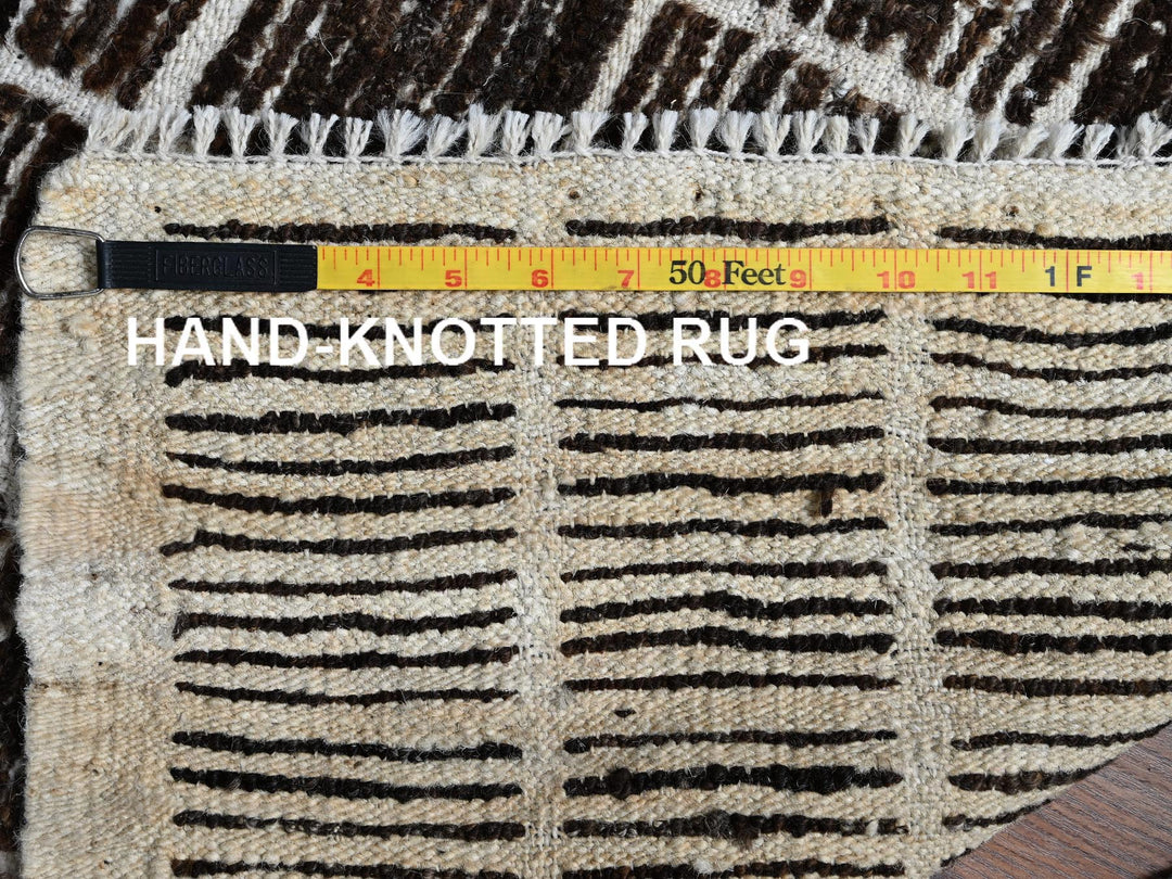 2'1" x 2'7" New Hand Knotted Brown Wool Rectangle Oriental Rug - MOA1021389