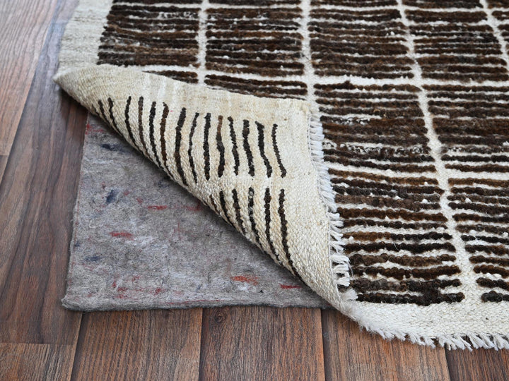 2'1" x 2'8" New Hand Knotted Brown Wool Rectangle Oriental Rug - MOA1021390