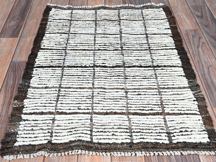2'1" x 2'11" New Hand Knotted Ivory Wool Rectangle Oriental Rug - MOA1021393