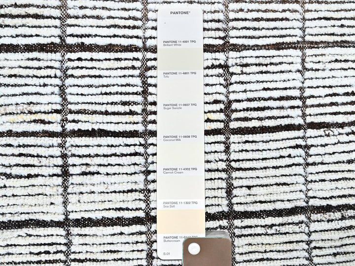 2'1" x 2'10" New Hand Knotted Ivory Wool Rectangle Oriental Rug - MOA1021394