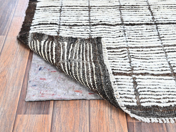 2'1" x 2'11" New Hand Knotted Ivory Wool Rectangle Oriental Rug - MOA1021395