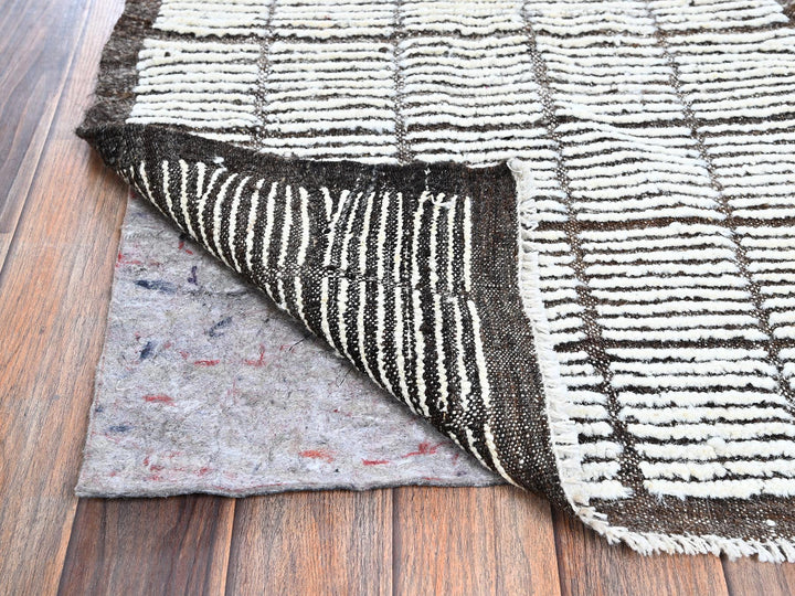 2'2" x 2'8" New Hand Knotted Ivory Wool Rectangle Oriental Rug - MOA1021398
