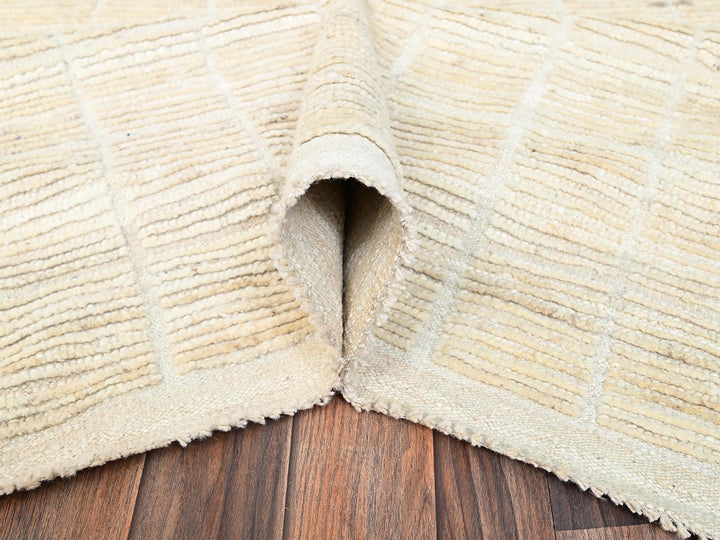 8'5" x 10'3" New Hand Knotted Ivory Wool Rectangle Oriental Rug - MOA1021422