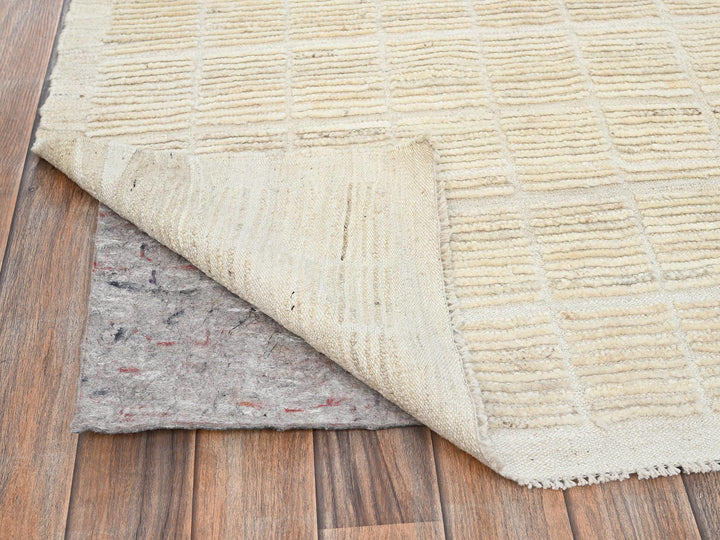 8'1" x 9'10" New Hand Knotted Ivory Wool Rectangle Oriental Rug - MOA1021424