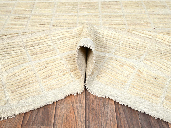 8'1" x 9'10" New Hand Knotted Ivory Wool Rectangle Oriental Rug - MOA1021424