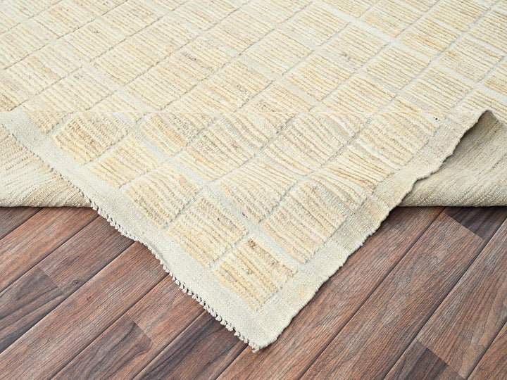 8'1" x 9'10" New Hand Knotted Ivory Wool Rectangle Oriental Rug - MOA1021424