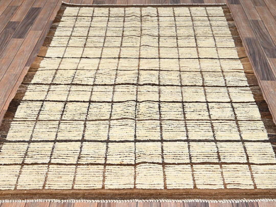 4'5" x 5'9" New Hand Knotted Ivory Wool Rectangle Oriental Rug - MOA1021440