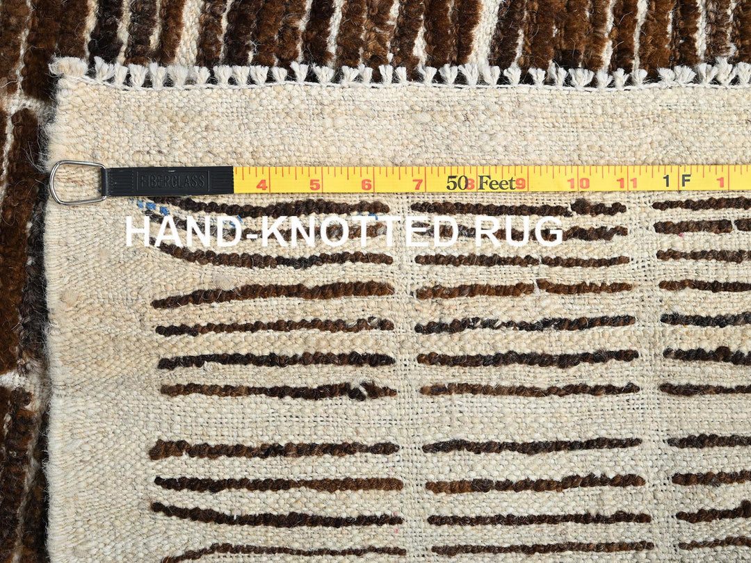 4'10" x 6'4" New Hand Knotted Brown Wool Rectangle Oriental Rug - MOA1021444