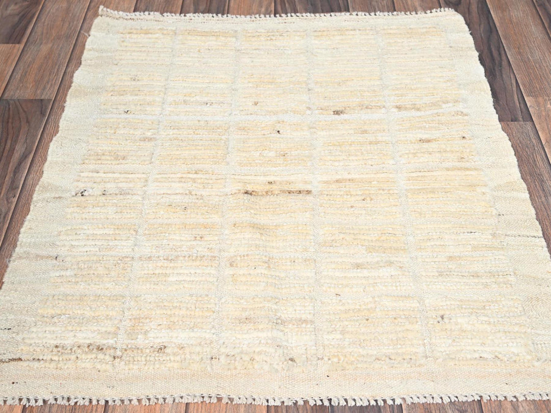 2'5" x 2'9" New Hand Knotted Ivory Wool Rectangle Oriental Rug - MOA1021447