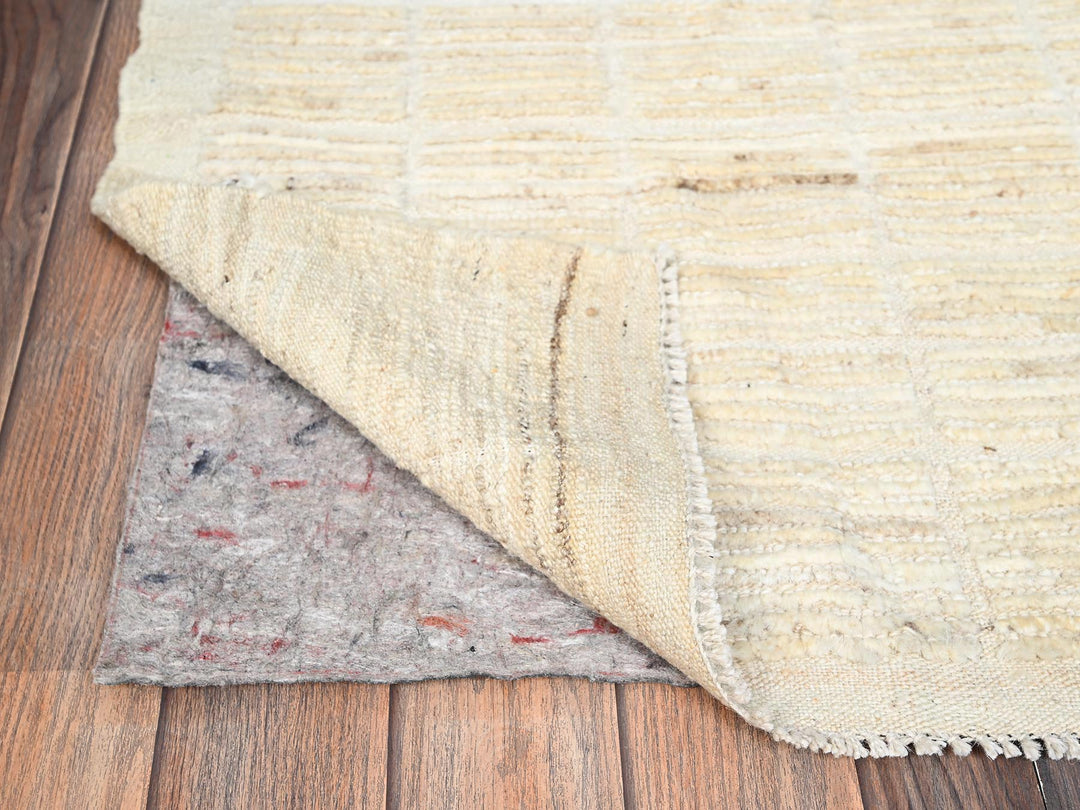 2'5" x 2'9" New Hand Knotted Ivory Wool Rectangle Oriental Rug - MOA1021447