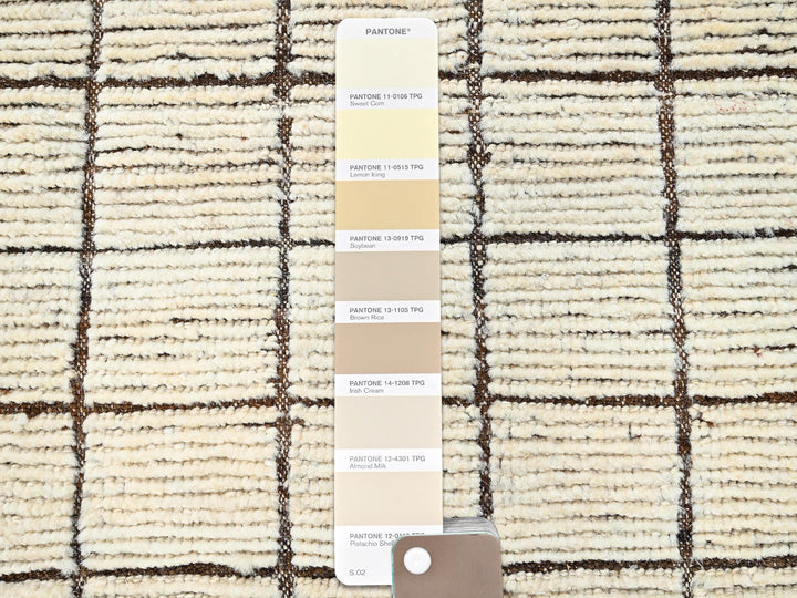 2'9" x 7'9" New Hand Knotted Ivory Wool Runner Oriental Rug - MOA1021451