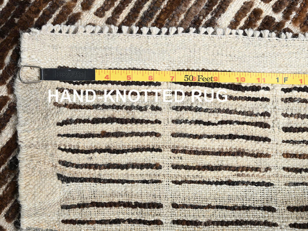 2'9" x 9'4" New Hand Knotted Brown Wool Runner Oriental Rug - MOA1021454