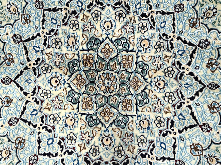 9'11" x 14'2" New Hand Knotted Ivory Wool & Silk Rectangle Oriental Rug - MOA1021462