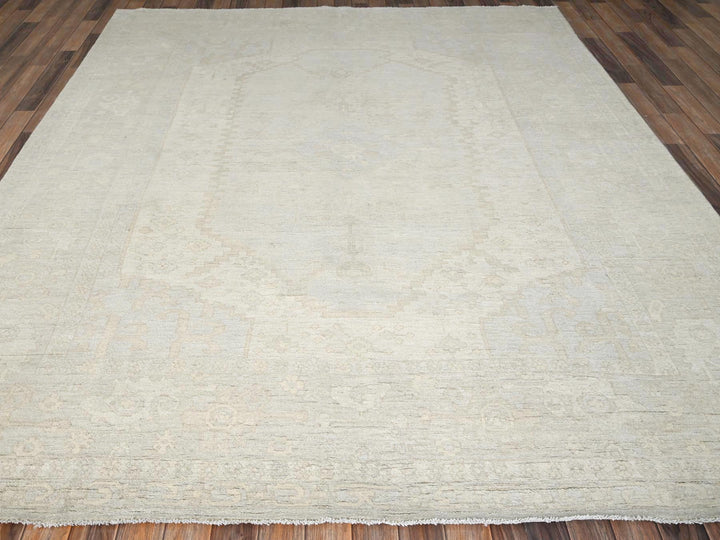 8'1" x 9'5" New Hand Knotted Ivory Wool Rectangle Oriental Rug - MOA1021495