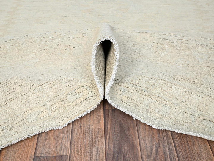 8'1" x 9'5" New Hand Knotted Ivory Wool Rectangle Oriental Rug - MOA1021495