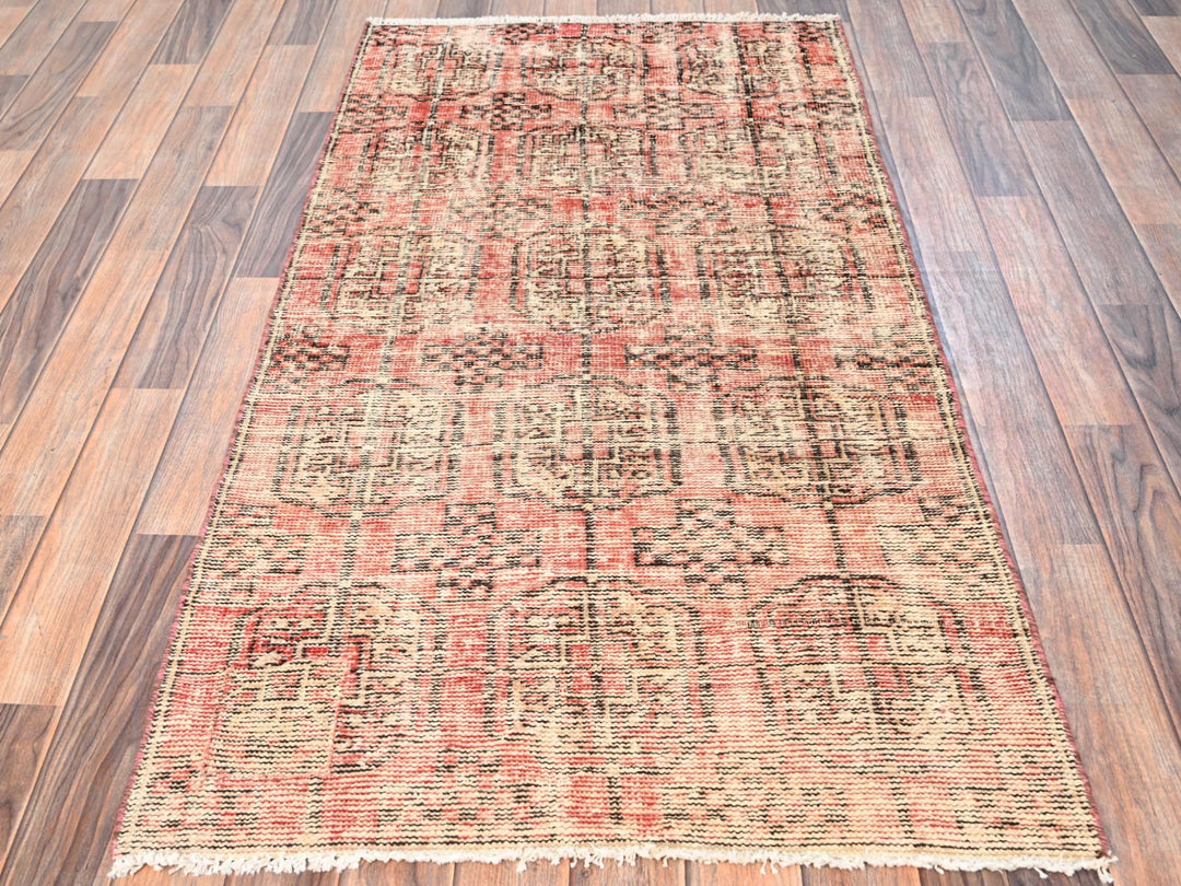 2'9" x 5'6" Vintage Hand Knotted Pink Wool Runner Oriental Rug - MOA1021527