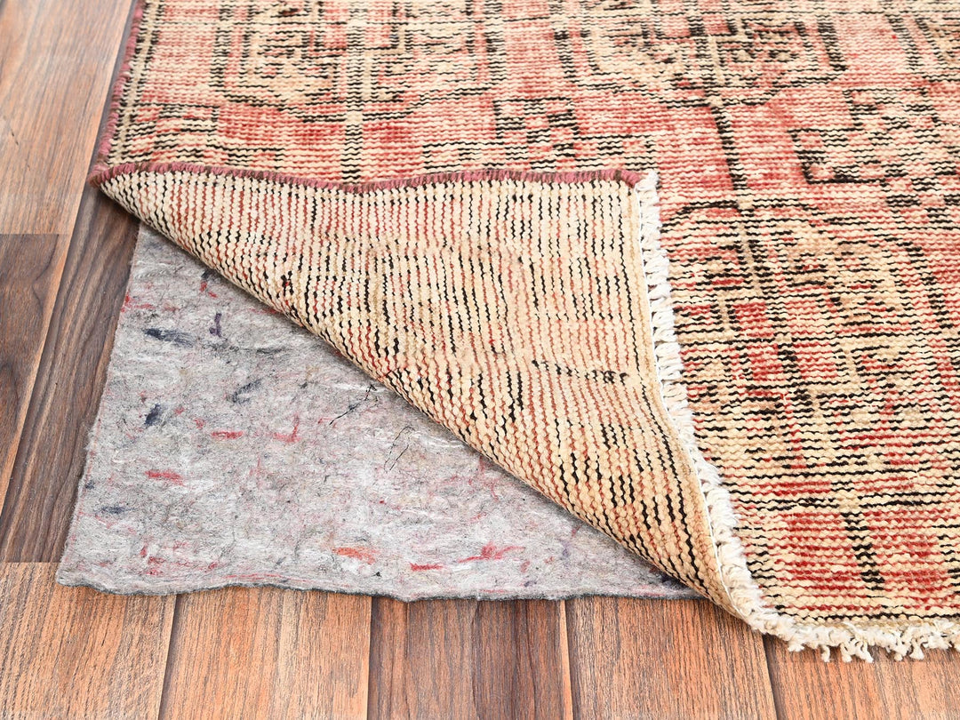 2'9" x 5'6" Vintage Hand Knotted Pink Wool Runner Oriental Rug - MOA1021527