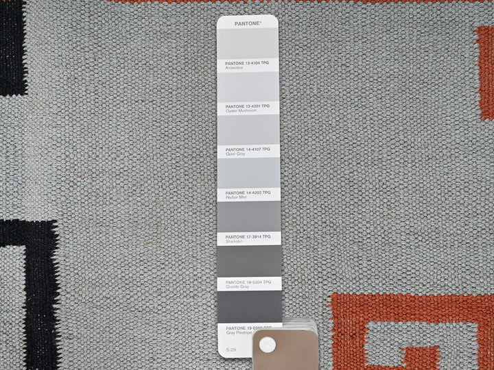 8'2" x 9'10" New Hand Woven Grey Wool Rectangle Oriental Rug - MOA1021731