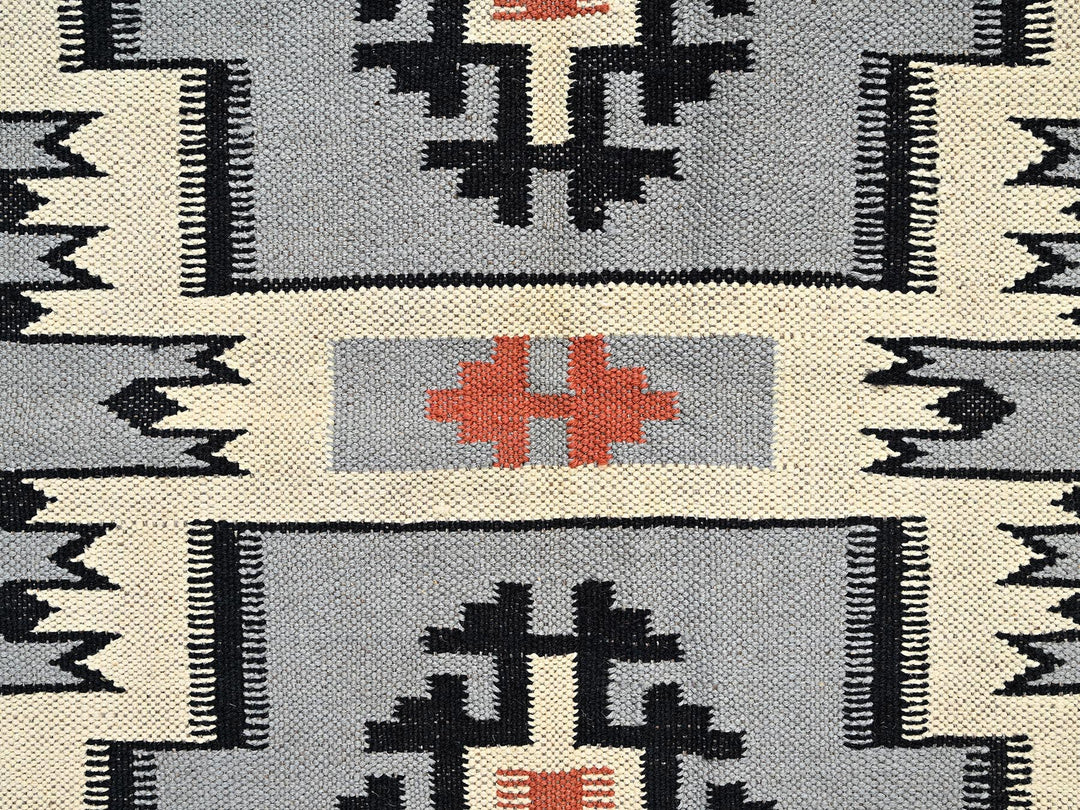 5'3" x 6'11" New Hand Woven Grey Wool Rectangle Oriental Rug - MOA1021736