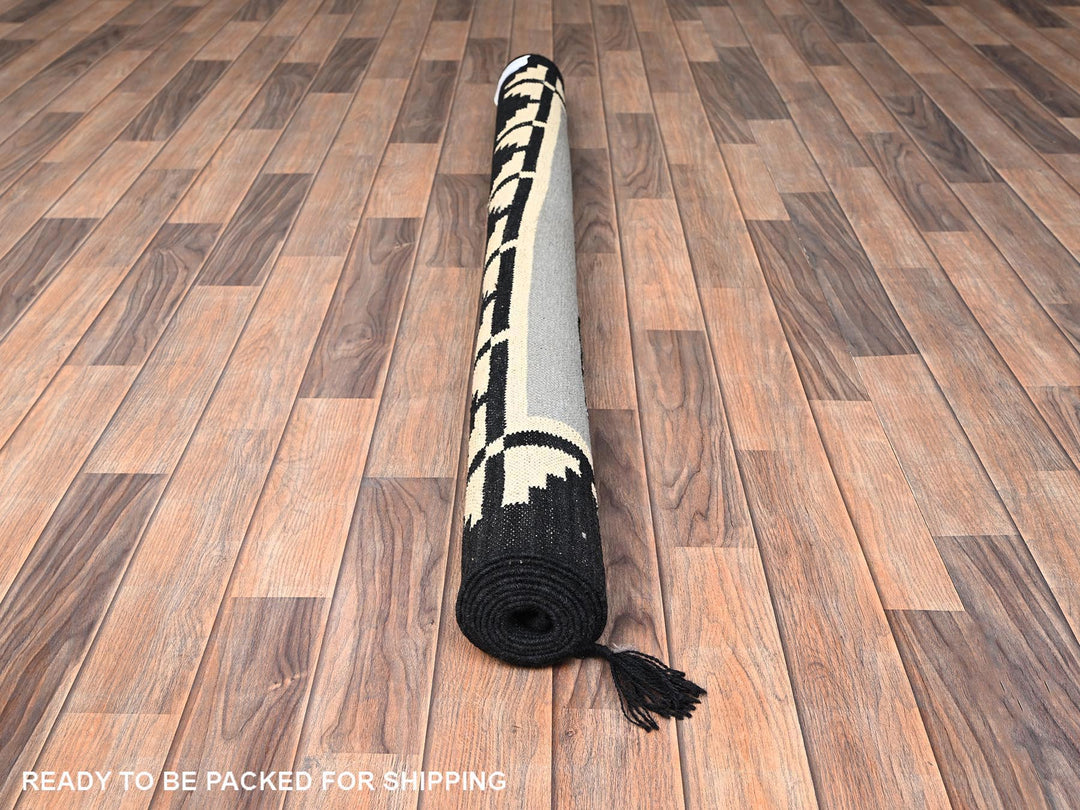 5'3" x 6'11" New Hand Woven Grey Wool Rectangle Oriental Rug - MOA1021736