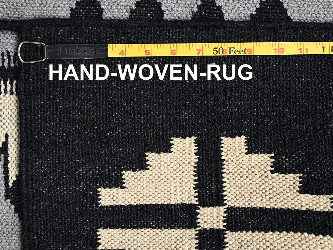 5'3" x 6'11" New Hand Woven Grey Wool Rectangle Oriental Rug - MOA1021736