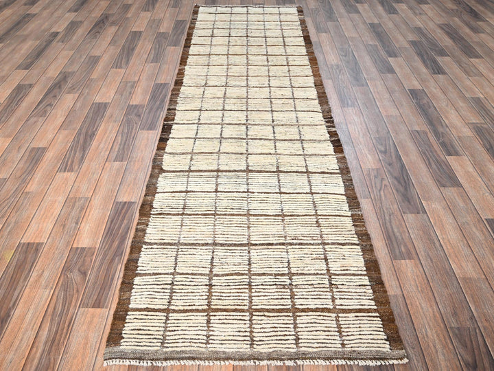2'9" x 9'5" New Hand Knotted Ivory Wool Runner Oriental Rug - MOA1021765