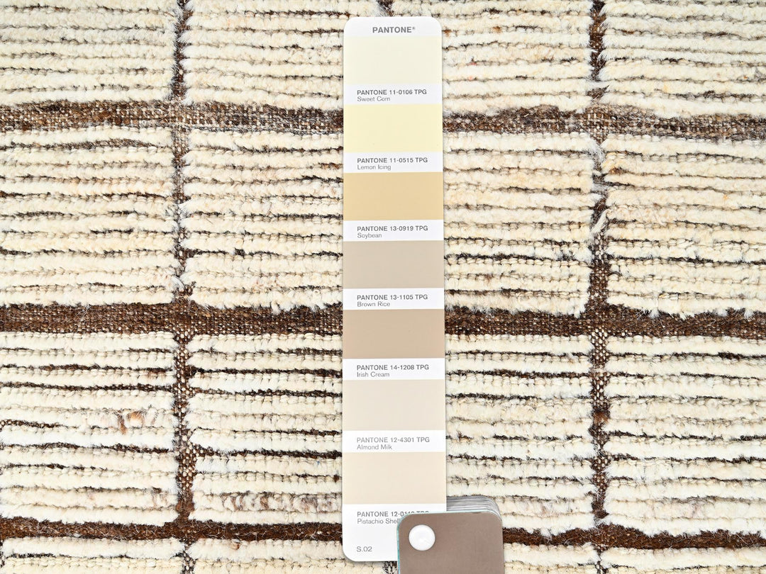 2'9" x 9'5" New Hand Knotted Ivory Wool Runner Oriental Rug - MOA1021765